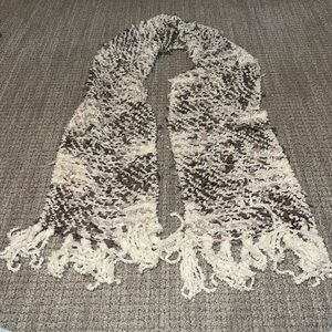 Clearwater scarf